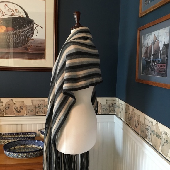 NWT Imago Tuscia Wrap/Scarf - Picture 4 of 7